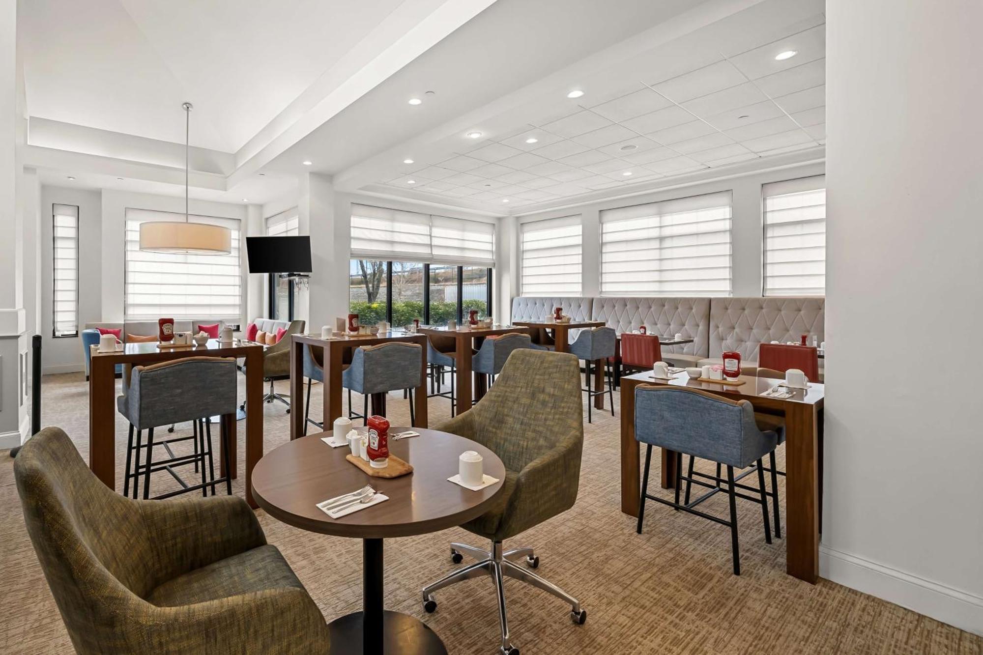 Hilton Garden Inn Plymouth Exteriör bild